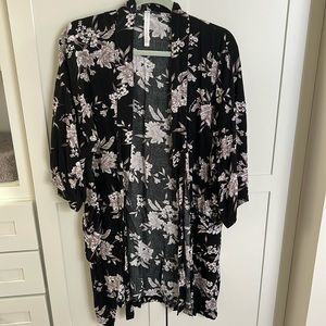 Spiritual Gangster Flowered Robe - One Size